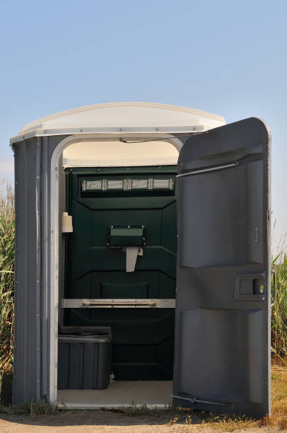 Best Construction site porta potty rental  in Elmhurst, IL