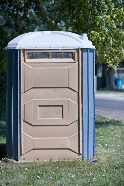 Portable Toilet Options We Offer in Elmhurst, IL